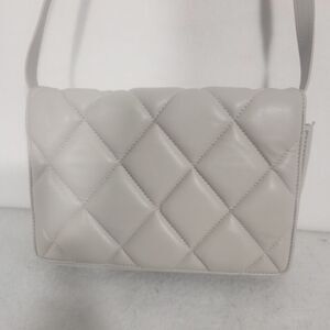 H&M Women Purse Medium Beige Faux Leather Crossbody Shoulder Strap Quilted Bag